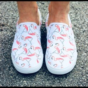 Bucketfeet FLAMINGOS 🌸 Women’s Size 8